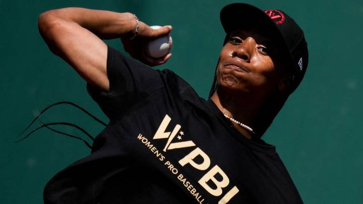 Mo'ne Davis and women from around the world chase pro baseball dreams at WPBL tryouts