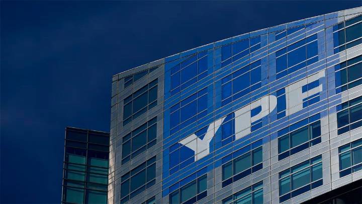 Juicio por YPF: la Justicia de Estados Unidos decidirá este martes si la Argentina debe entregar el 51% de las acciones