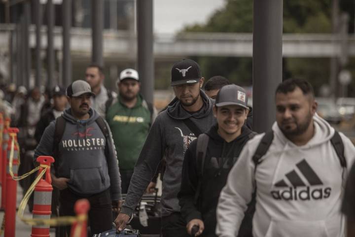 Viven en pobreza 16% de migrantes mexicanos en EU