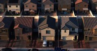 Mortgage rates fall to lowest level in 10 months