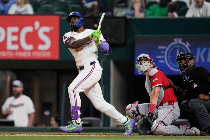 Rangers consiguen 3 jonrones de 3 carreras y trituran 20-3 a Angelinos – Chicago Tribune