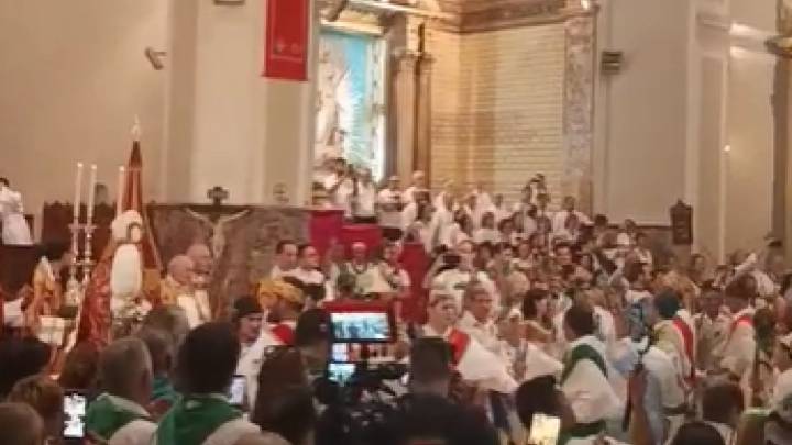 Vídeo de la emocionante entrada de los Danzantes en la basílica