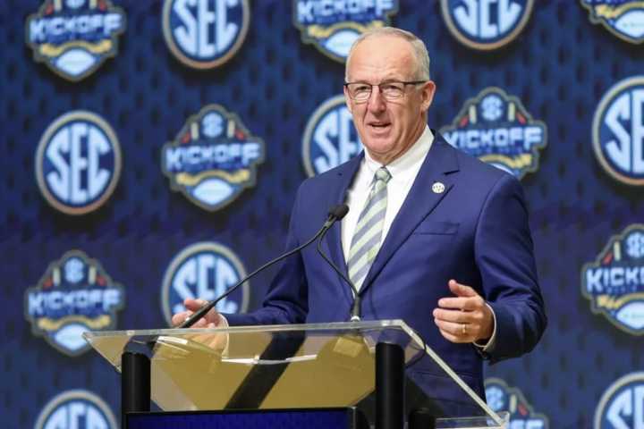 The SEC Finally Adds a 9th Conference Game: About Damn Time