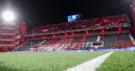 VIDEOS FUERTES ¬ Hinchas volvieron un estadio de Argentina en el escenario del horror