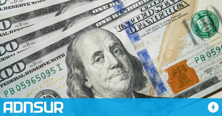 14:04 Se supo a cuánto estará el dólar este lunes 18 de agosto tras el fin de semana largo