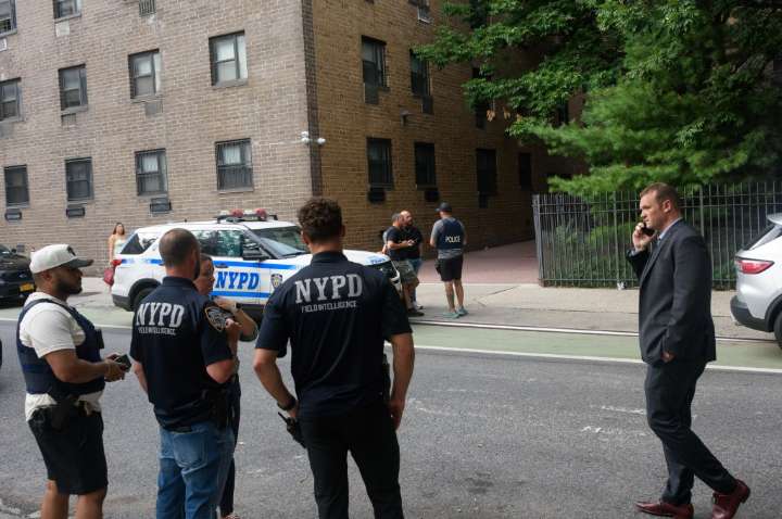 Cops interview mom of girl, 16, shot in head on Lower East Side, hunt for gunman