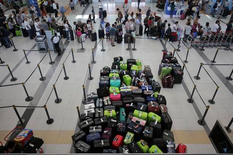 Los viajes al exterior crecieron y la balanza turística se hunde