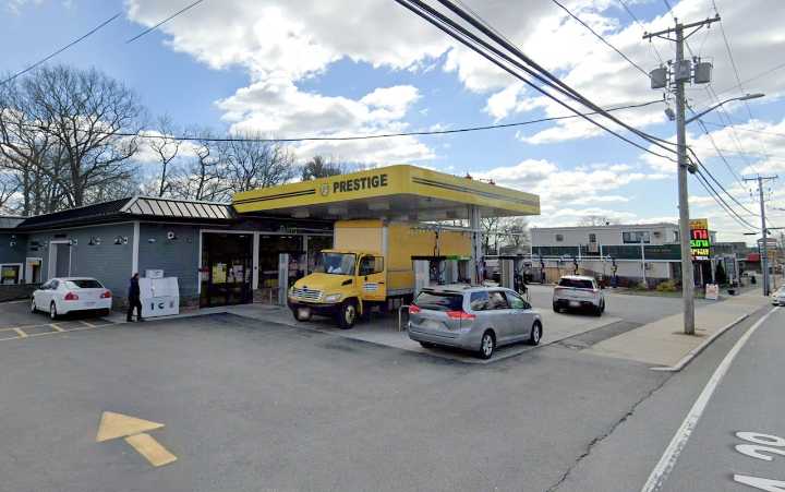 Randolph man suspected of 3 armed robberies at gas stations, liquor store