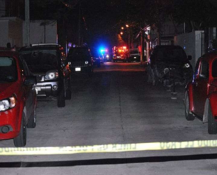 Alarma en Cancún por presunto ataque a mujer; vecinos critican lenta respuesta policial