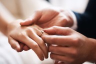 Guest's Surprise Proposal 'Derails' Wedding, Leaving Bride and Groom Stunned