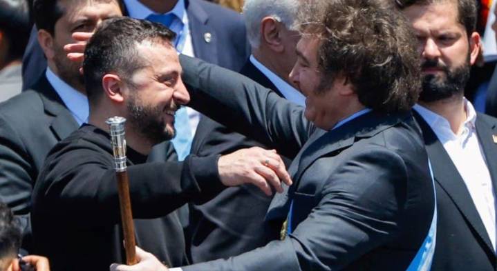Zelenski habló por teléfono con Milei y le agradeció su intervención para alcanzar un acuerdo de paz con Rusia