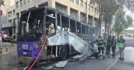 VIDEOS | Autobús de transporte público se incendia en el Centro Histórico