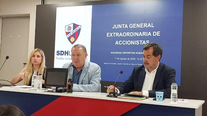 Los accionistas del Huesca dan luz verde a la venta de El Alcoraz al Gobierno de Aragón