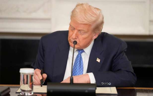 Autoriza Trump ataques militares contra cárteles; expertos piden cautela
