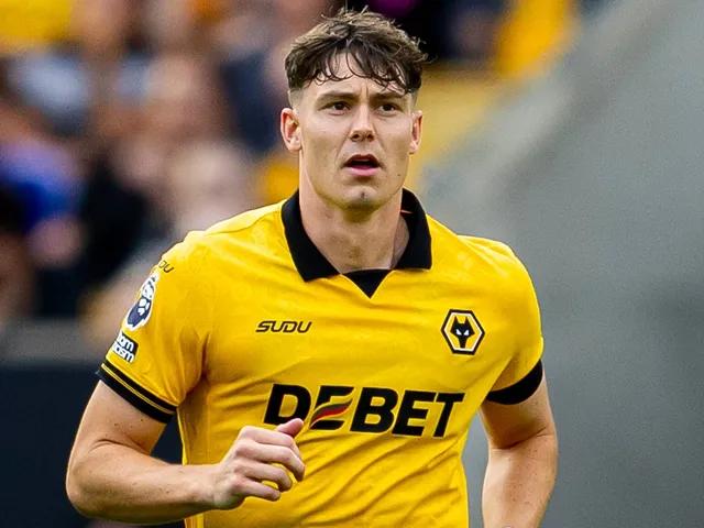 Pereira provides latest Strand Larsen transfer update after Wolves lose to Everton