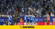 El Espanyol tira de raza para remontar contra el Atlético (2-1) y sumar sus tres primeros puntos
