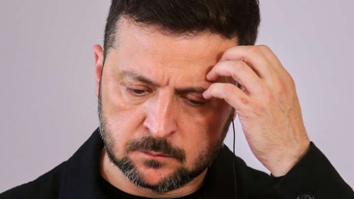 Zelenskyy rejects ceding Ukrainian territory in negotiations