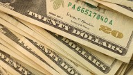 El dólar oficial cotiza al alza en el debut del nuevo torniquete monetario