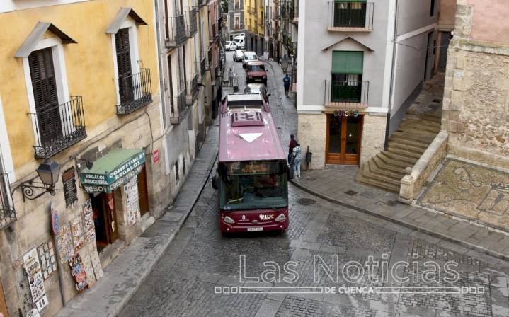 Cuenca estudia cómo implementar la gratuidad del bus a menores de 14 años