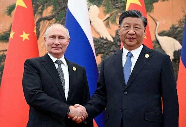 Putin viaja a China en busca de apoyo militar y económico frente a presiones de Trump