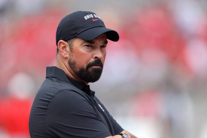 Julian Sayin Not Clear Cut QB1 in Ryan Day’s New Update as HC Sends Message to Steve Sarkisian’s Texas Ryan Day hints Julian Sayin isn’t a lock at QB1, while subtly firing a message toward Steve Sarki