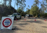 La Guardia Civil corta los accesos a una fiesta ilegal multitudinaria en Roiz