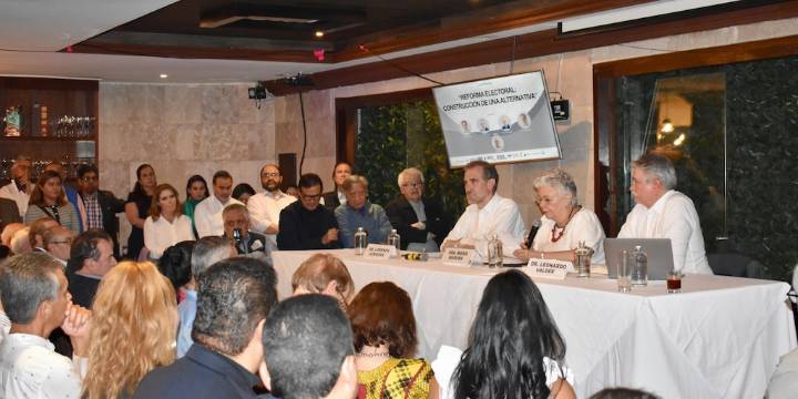 Exconsejeros del IFE/INE exigen consenso político en reforma electoral: “Estamos dispuestos a participar en los foros”