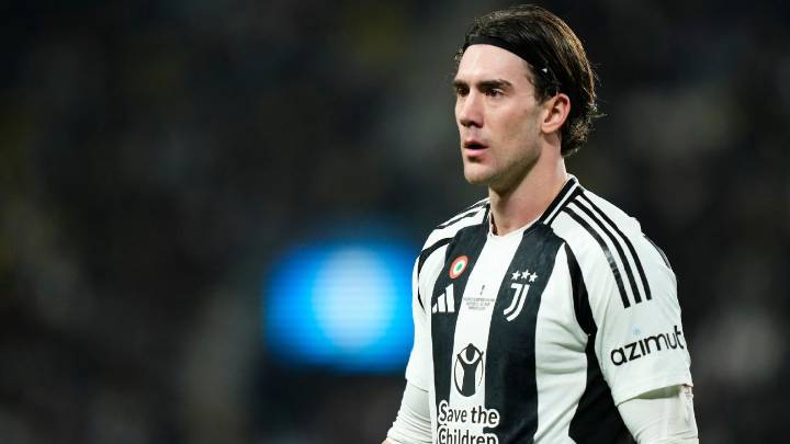 Transfer rumors, news: Barcelona have eyes on Vlahovic