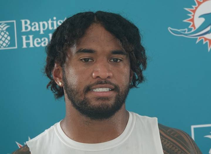 Dolphins' Tua, with Tyreek Hill out, works with other WRs