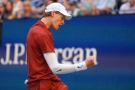 Jannik Sinner drops a set in a US Open win and then reminds folks that he's not a machine