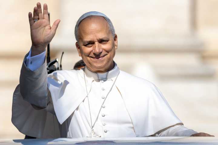 Papal lunch with poor scheduled for Aug. 17