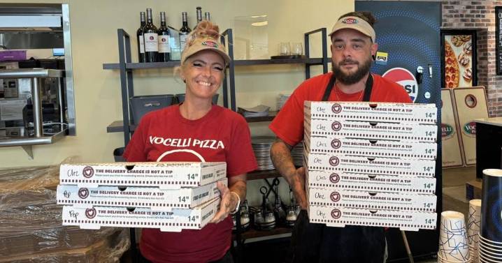 Fort Oglethorpe pizzeria provides food and comfort to people flooded out of their homes