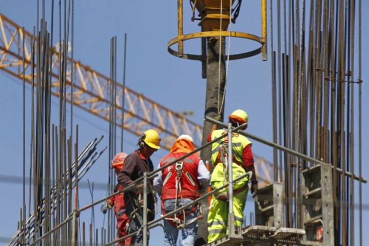 Brecha de género: diferencia salarial en Biobío es de un 24%