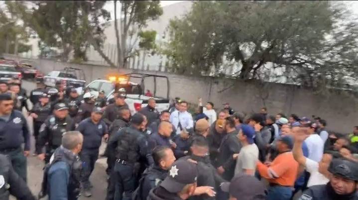 Pobladores de Teoloyucan y Cuautitlán se enfrentan por conflicto territorial