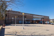 Accidente doméstico: un hombre resultó herido al caerle su auto encima