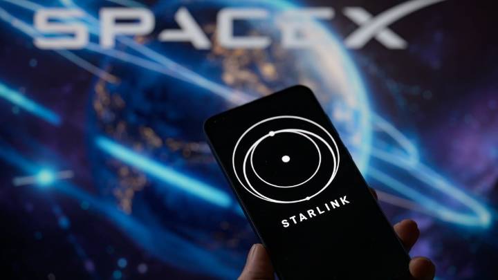 Is Starlink down? Thousands of customers report outage.