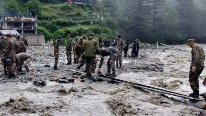 Un aluvión súbito arrasó con parte de una aldea en la India: reportan al menos 5 muertos y más de 100 desparecidos [VIDEO]