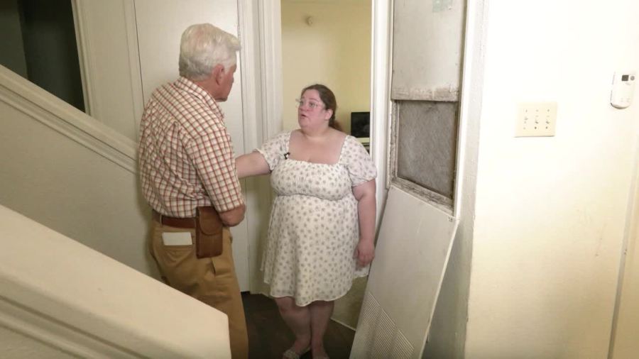 Knoxville woman's apartment gets much-needed repairs after move