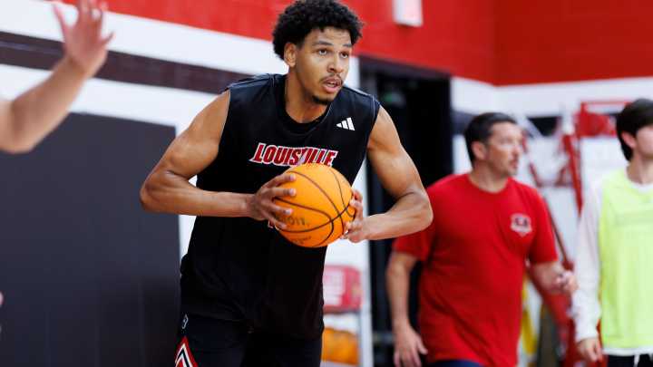 Scouting Louisville basketball's 2025-26 roster: Sananda Fru