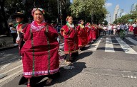 Marchan en la 16 Megacalenda por el Día Internacional de los Pueblos Indígenas