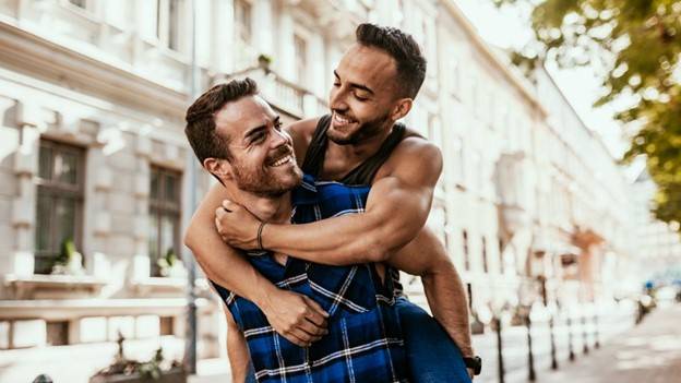 Gay Cruising Apps [2025] 15 Gay Dating Apps to Find Lots of Fun!