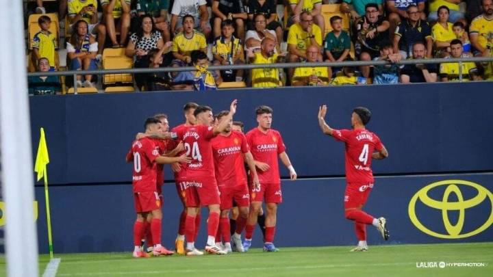 El Real Zaragoza solo ha perdido en un debut desde el descenso a Segunda