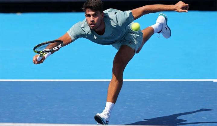 Masters 1000 de Cincinnati: Alcaraz debuta con victoria ante el bosnio Damir Dzumhur