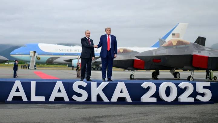 Trump y Putin abren en Alaska una cumbre clave para buscar la paz en Ucrania