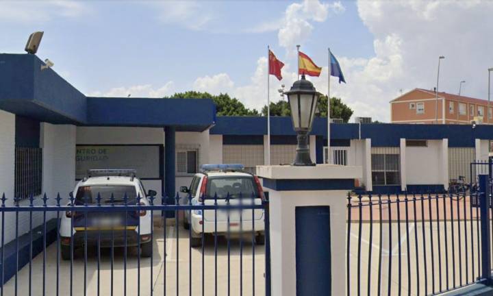 Detenido en San Javier por agredir sexualmente a una mujer a punta de navaja y acosar a un camarero en un local de apuestas