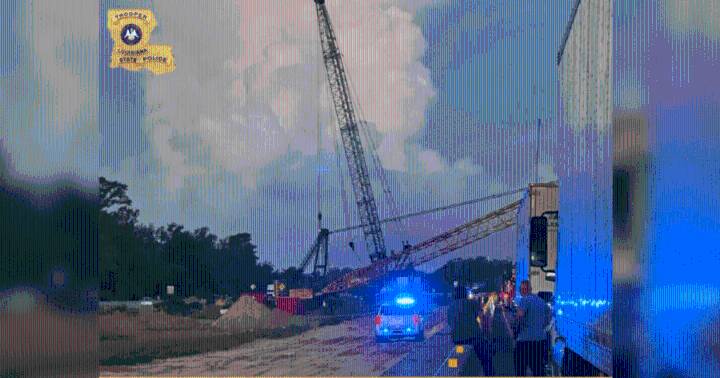 Man takes control of crane, causes multiple crashes on Louisiana interstate