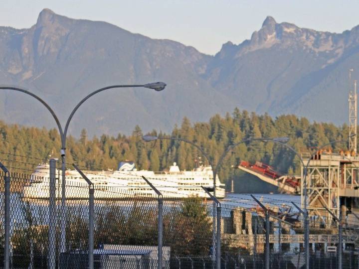 'It’s our pleasure': Small acts of kindness at B.C. Ferries soothe weary travellers