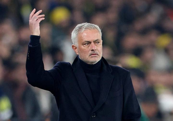 El Fenerbahçe despide a José Mourinho con una indemnización millonaria