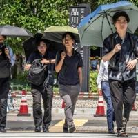 Tokyo logs record 10 days of 35C or more