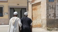 La moción de Jumilla expone la estrategia migratoria de los partidos antes de que comience el curso político